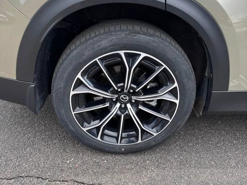 Certified 2025 MAZDA CX-70 Plug-In Hybrid w/ Premium Pkg AWD/4WD image 2