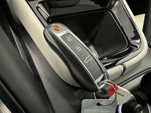 Certified 2025 Porsche Cayenne S image 47