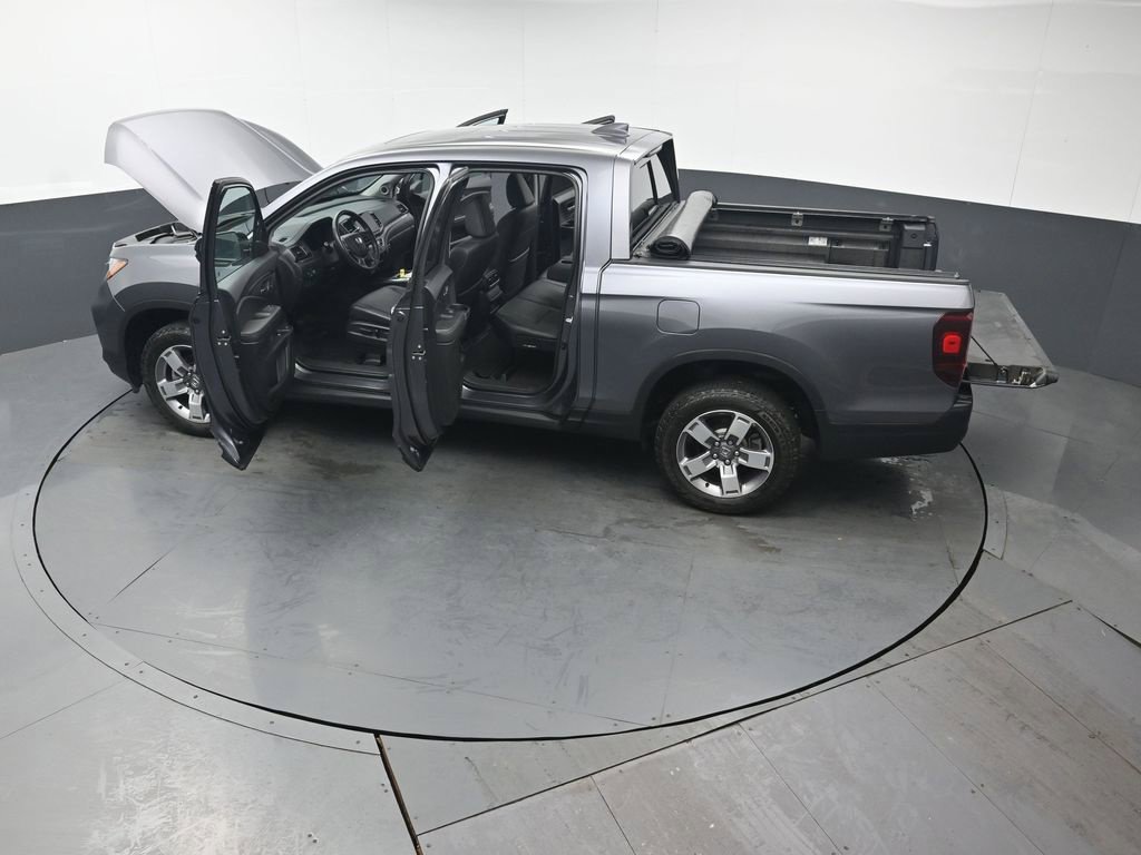 Certified 2025 Honda Ridgeline RTL image 46