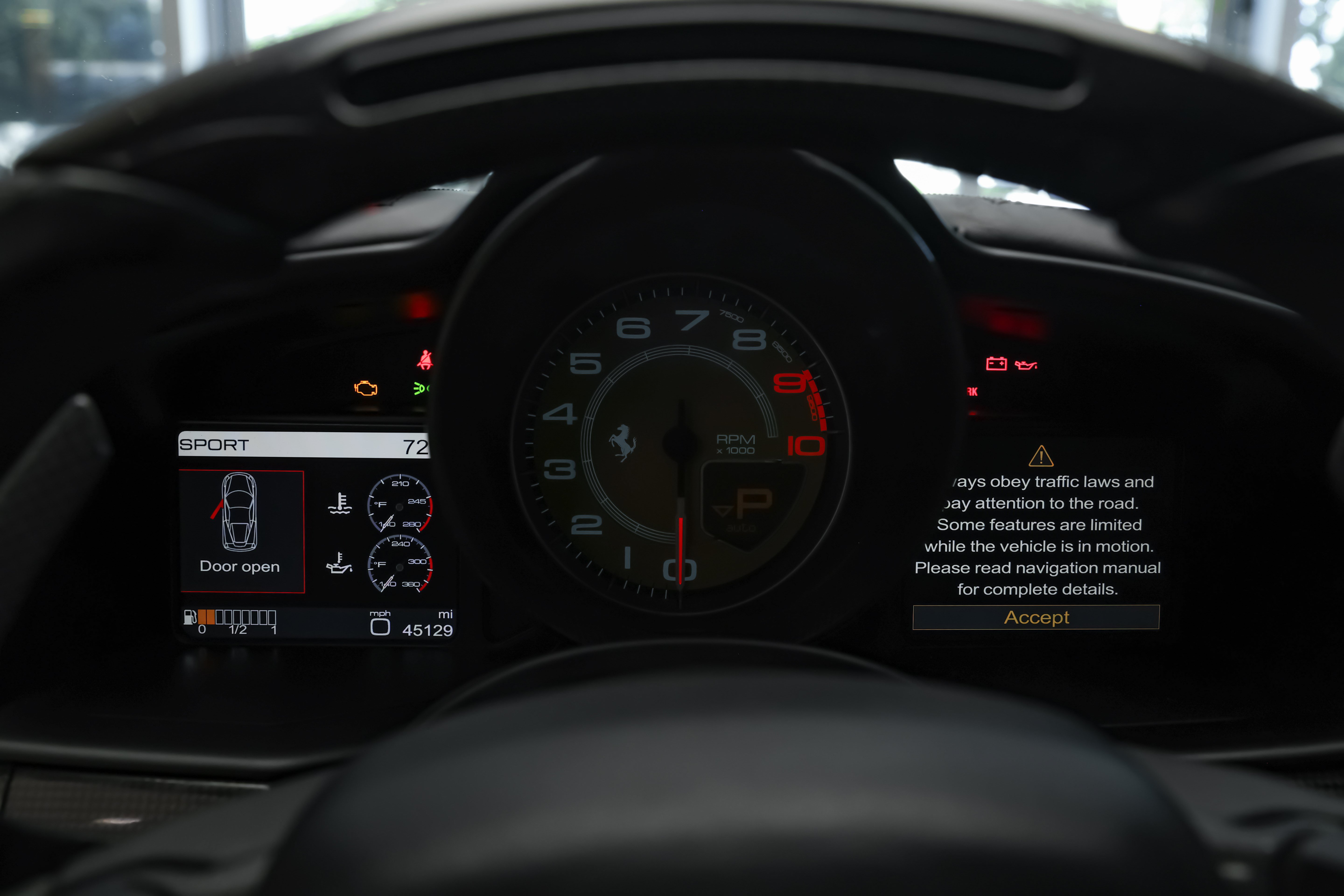 Used 2010 Ferrari 458 Italia Coupe RWD image 26