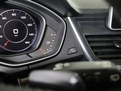 Used 2019 Audi Q5 2.0T Premium Plus w/ Premium Plus Package image 31