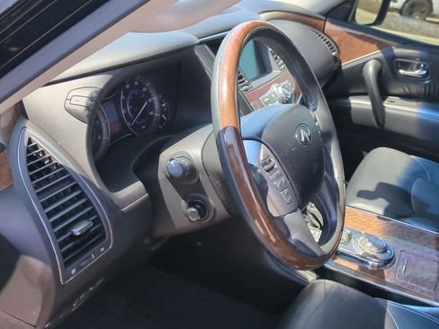 Used 2016 INFINITI QX80 4WD w/ Driver's Assistance Package image 10