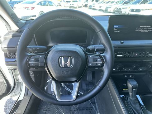 Used 2024 Honda Accord Touring image 18