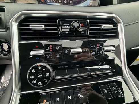 New 2026 Nissan Armada Platinum Reserve image 18