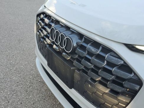 Certified 2025 Audi Q5 Premium Plus w/ Premium Plus AWD/4WD image 11