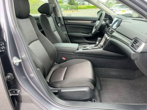 Used 2019 Honda Accord LX image 9