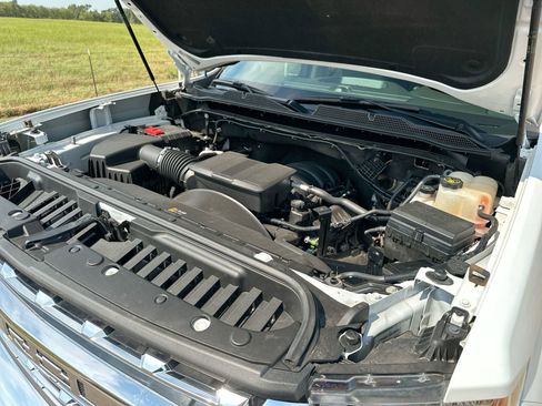 Used 2022 Chevrolet Silverado 2500 LTZ w/ LTZ Convenience Package image 25