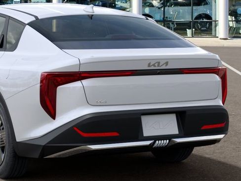 New 2026 Kia K4 FWD image 13