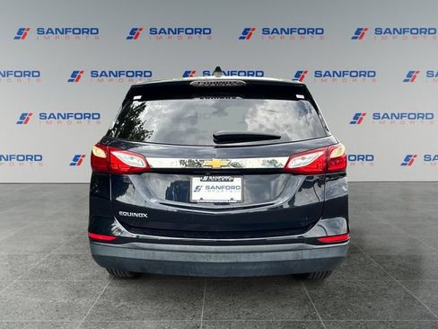Used 2020 Chevrolet Equinox LS w/ LS Convenience Package FWD image 4