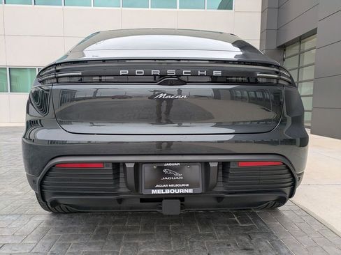 Used 2025 Porsche Macan Electric image 6