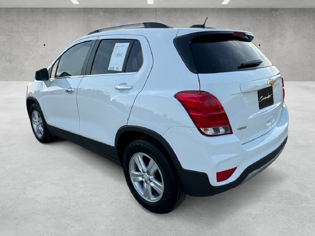 Used 2020 Chevrolet Trax LT w/ LT Convenience Package FWD image 14