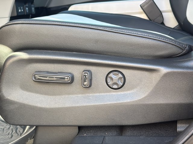 Certified 2026 Honda Odyssey Elite image 12