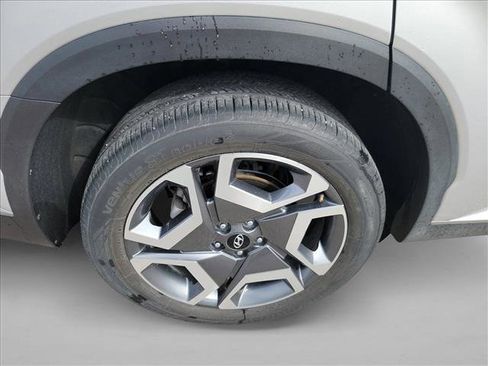 Used 2024 Hyundai Palisade SEL w/ Premium Package image 11