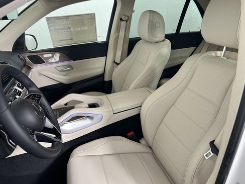 Used 2026 Mercedes-Benz GLE 350 4MATIC image 4