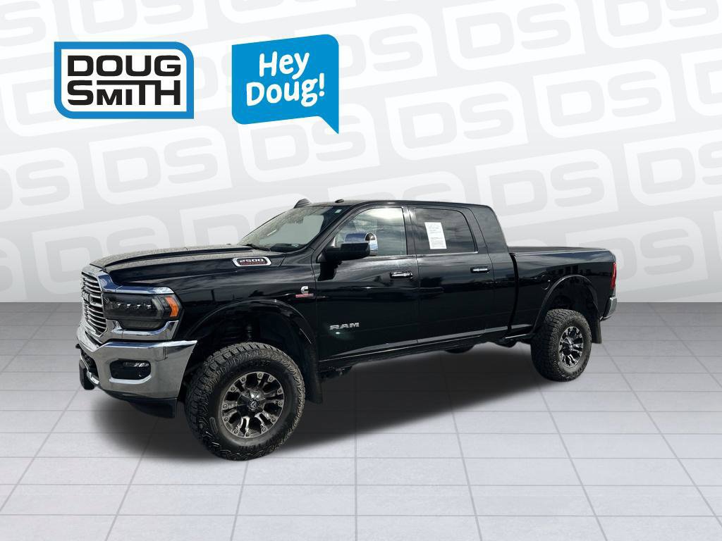 Used 2021 RAM 2500 Laramie AWD/4WD image 1