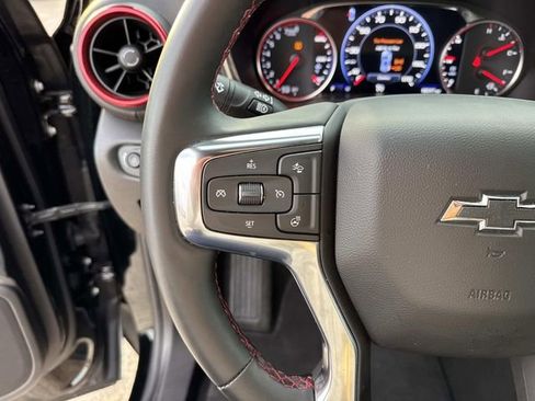 Used 2025 Chevrolet Blazer RS FWD image 46