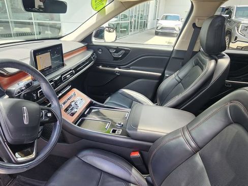 Used 2020 Lincoln Aviator Reserve w/ Equipment Group 201A AWD/4WD image 15