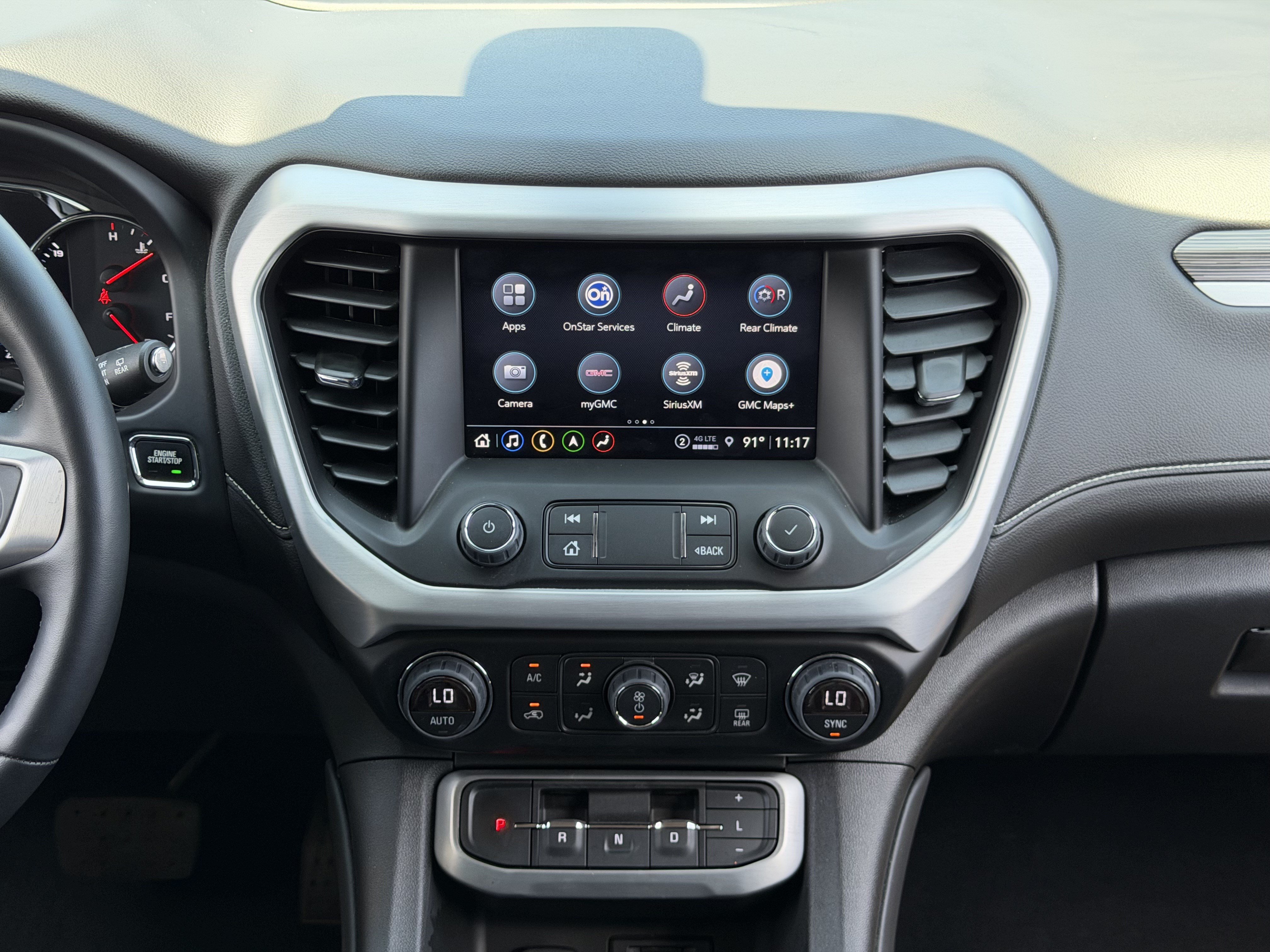 Used 2023 GMC Acadia SLT w/ Technology Package AWD/4WD image 31