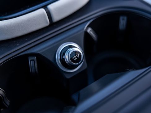 New 2025 Porsche Cayenne Coupe image 35