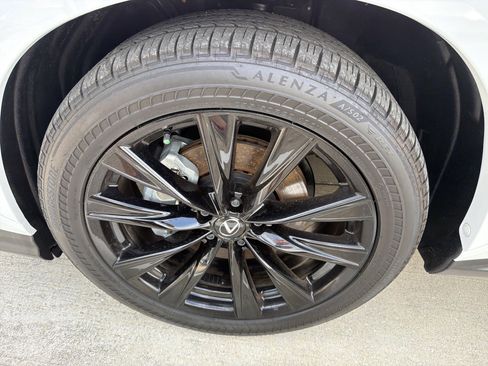 Used 2025 Lexus NX 450h+ F Sport image 4