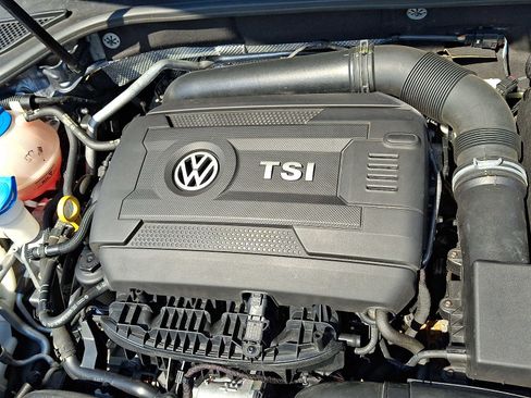 Used 2015 Volkswagen Passat 1.8T Limited Edition FWD image 27