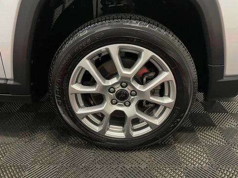 Used 2025 Jeep Compass Limited AWD/4WD image 19