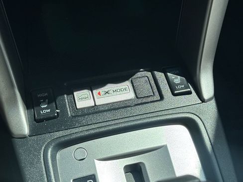 Used 2018 Subaru Forester 2.5i Premium AWD/4WD image 26