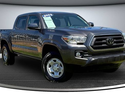 Used 2023 Toyota Tacoma SR5 RWD image 3