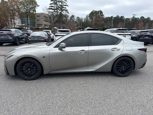 Used 2023 Lexus IS 500 image 5