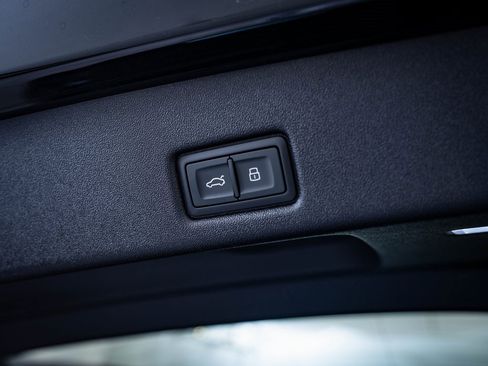 New 2025 Audi Q5 Premium Plus image 36