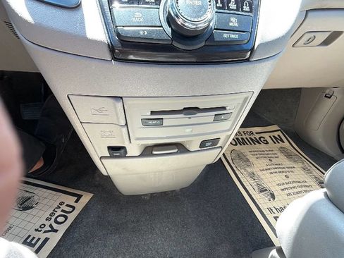 Used 2015 Honda Odyssey Touring Elite image 29