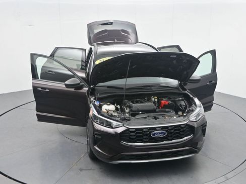 Used 2023 Ford Escape ST-Line w/ Tech Pack #1 FWD image 39