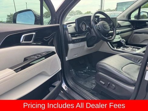Used 2022 Kia Carnival EX FWD image 15