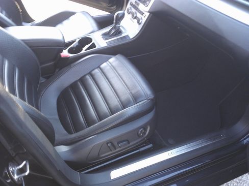 Used 2014 Volkswagen CC Sport image 12