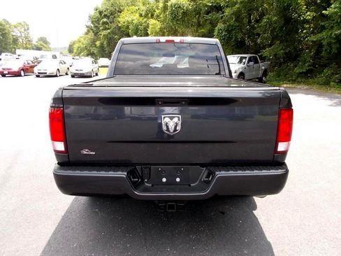 Used 2014 RAM 1500 Express image 15