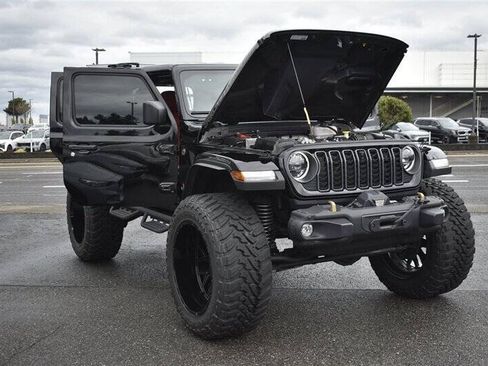 Used 2024 Jeep Wrangler Unlimited Rubicon 392 AWD/4WD image 43