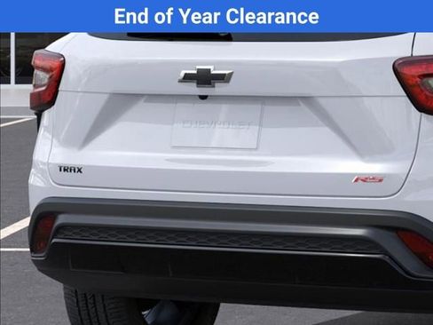 New 2025 Chevrolet Trax RS image 15