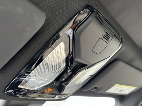 Certified 2023 BMW 330i Sedan w/ Premium Package image 28