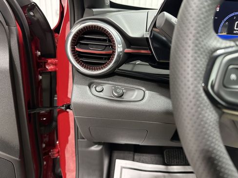 New 2026 Chevrolet Trax RS image 18