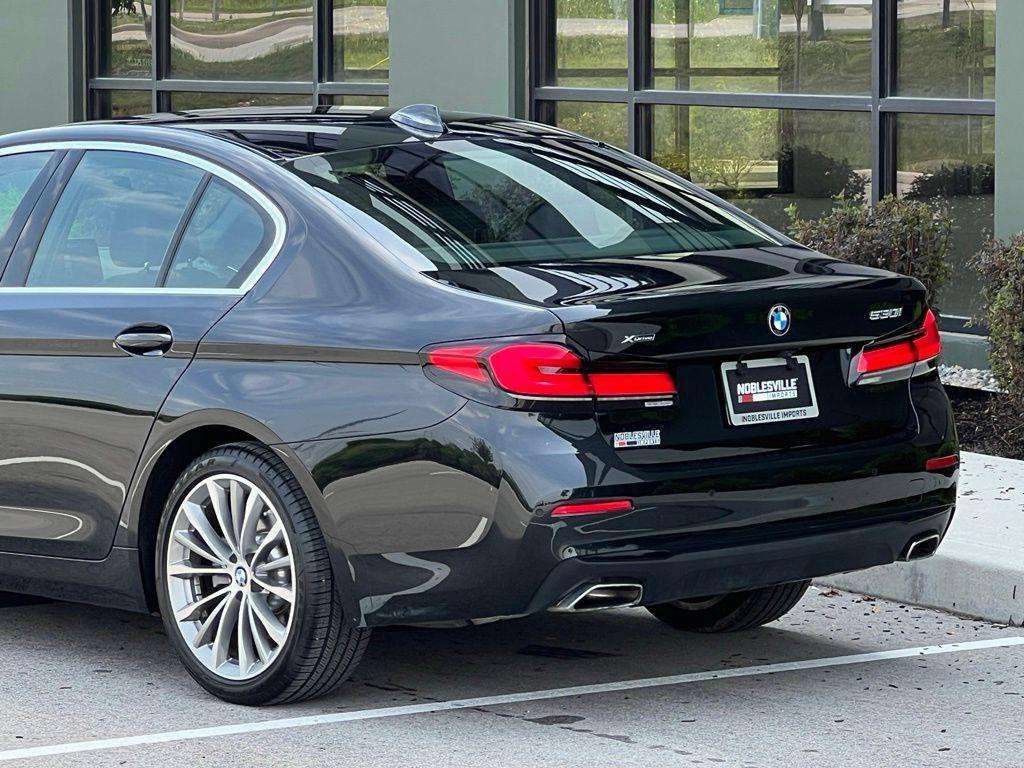 Used 2022 BMW 530i xDrive w/ Convenience Package AWD/4WD image 32