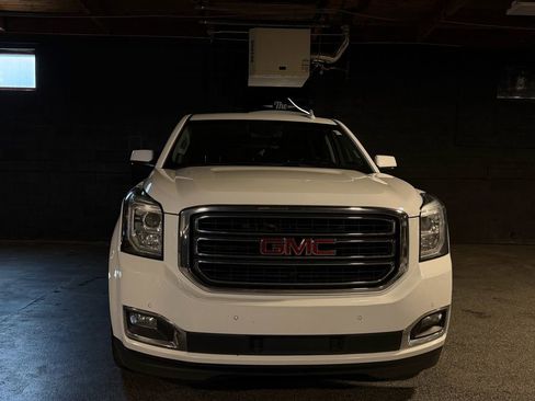 Used 2019 GMC Yukon XL SLT AWD/4WD image 9