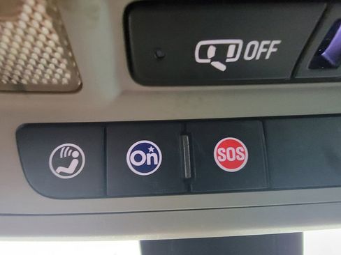 Used 2020 Chevrolet Equinox LT image 27