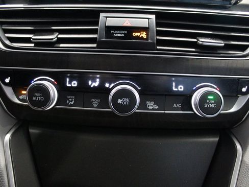 Certified 2019 Honda Accord EX-L image 28