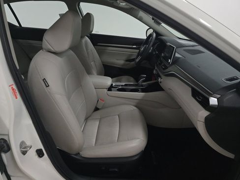 Used 2021 Nissan Altima 2.5 SL image 9