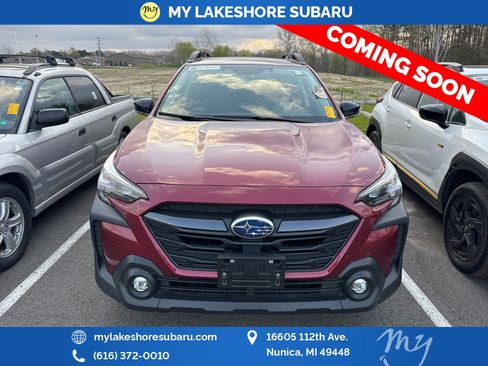Certified 2025 Subaru Outback Premium AWD/4WD image 2