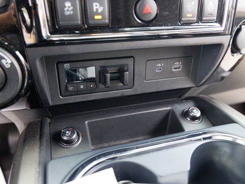 Used 2023 Nissan Titan Platinum Reserve w/ Moonroof Package image 32