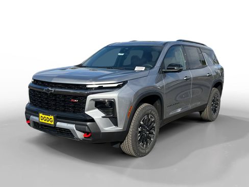 New 2026 Chevrolet Traverse Z71 w/ Driver Confidence Package image 1