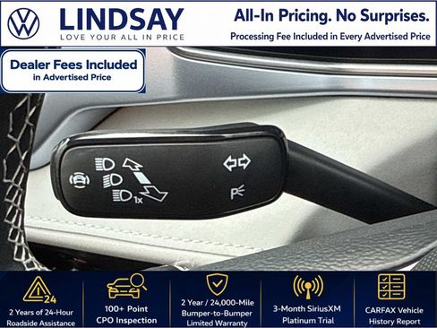 Used 2025 Volkswagen Taos SE w/ Panoramic Sunroof Package AWD/4WD image 24