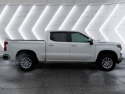Used 2020 Chevrolet Silverado 1500 LT w/ All-Star Edition image 7
