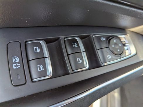 Certified 2023 Kia Sorento S w/ Panoramic Sunroof Package image 16